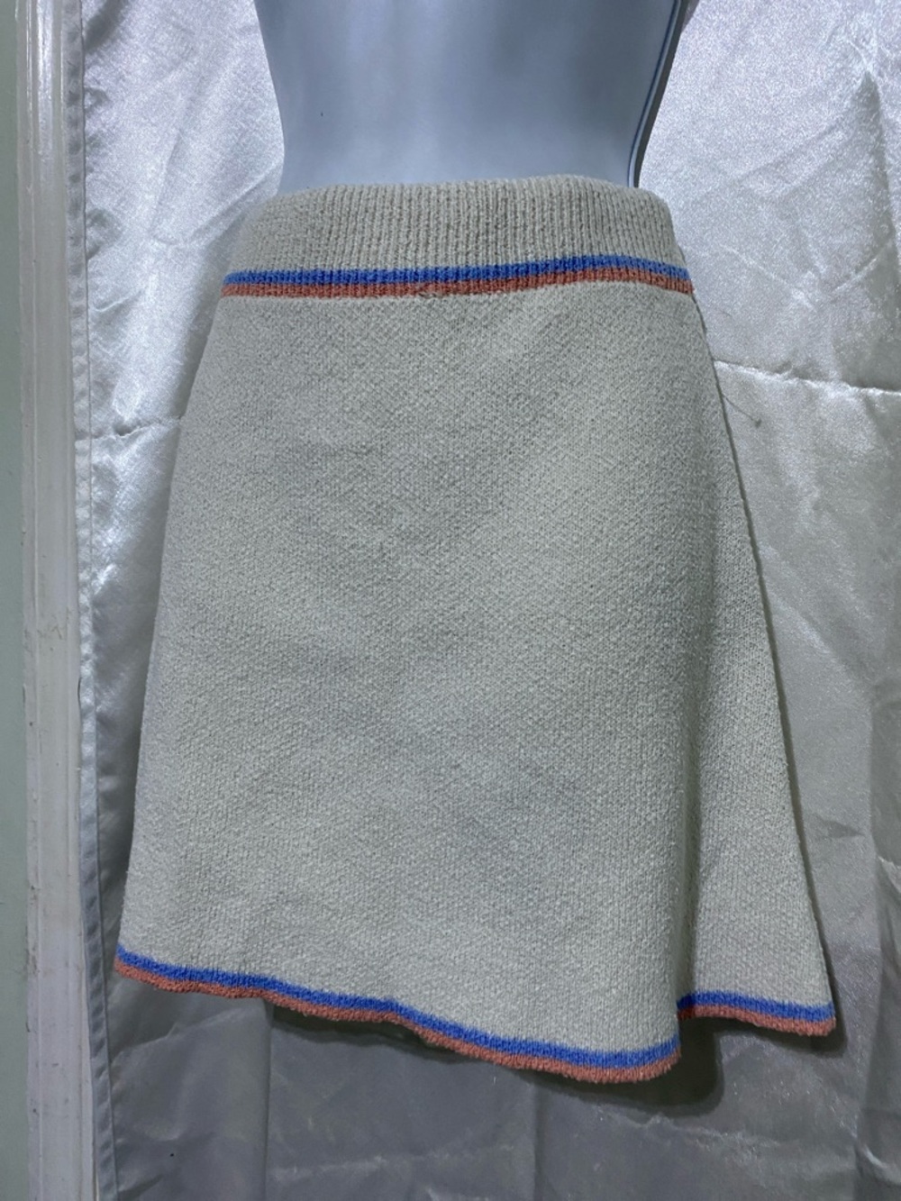 Cream A-Line Knit Skirt with Blue & Coral Trim